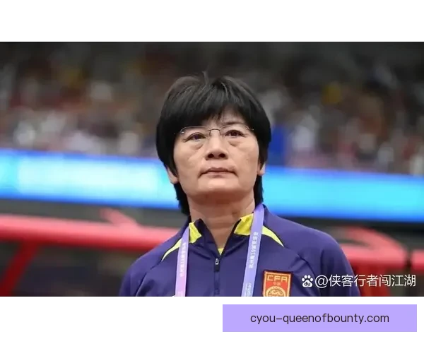 英格兰连续两届欧洲杯遗憾屈居亚军引发球迷热议